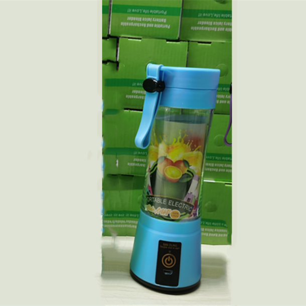 Mini E-Juicer Portable Blender