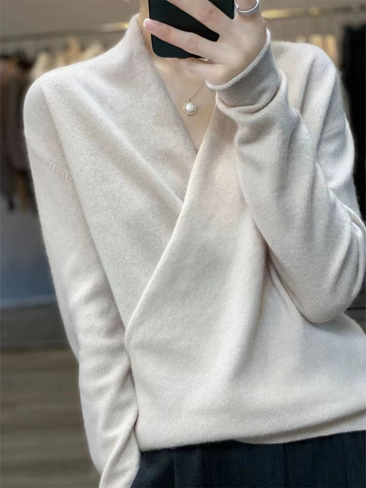 Banal Pure Wool Sweater Cross Collar Top