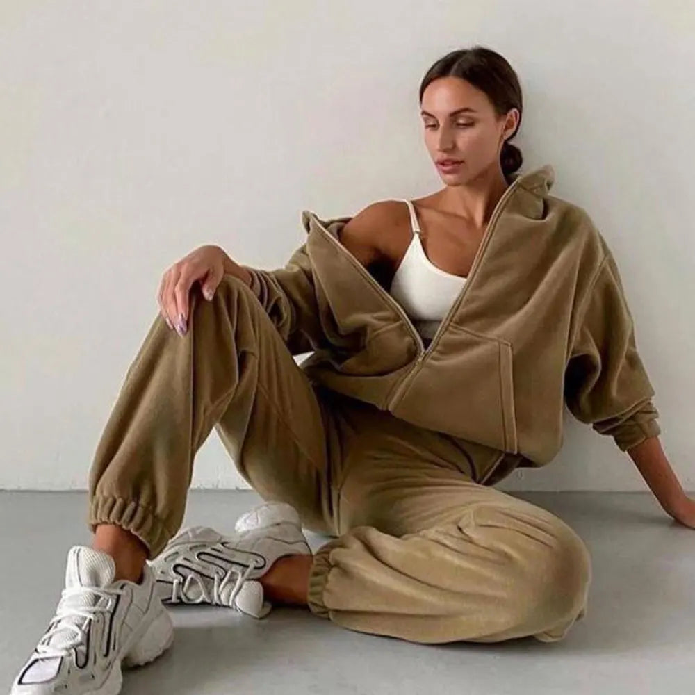 Spring 2023 Women's Brand Velvet Fabric Tracksuits Velour Hoody Track Suit Hoodies and Pants Oversized Sportswear Two Pieces Set