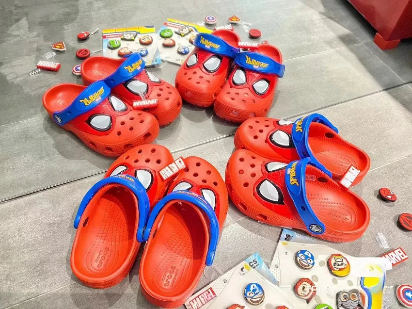 New Kawaii Spiderman Shoes Children Hole Sandals Slippers Cartoon Non-slip Casual Breathable EVA Beach Shoes Eva Anime Kid Gift