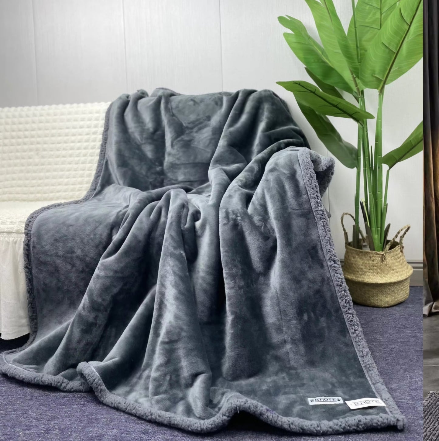 LoveLair Waterproof Blanket