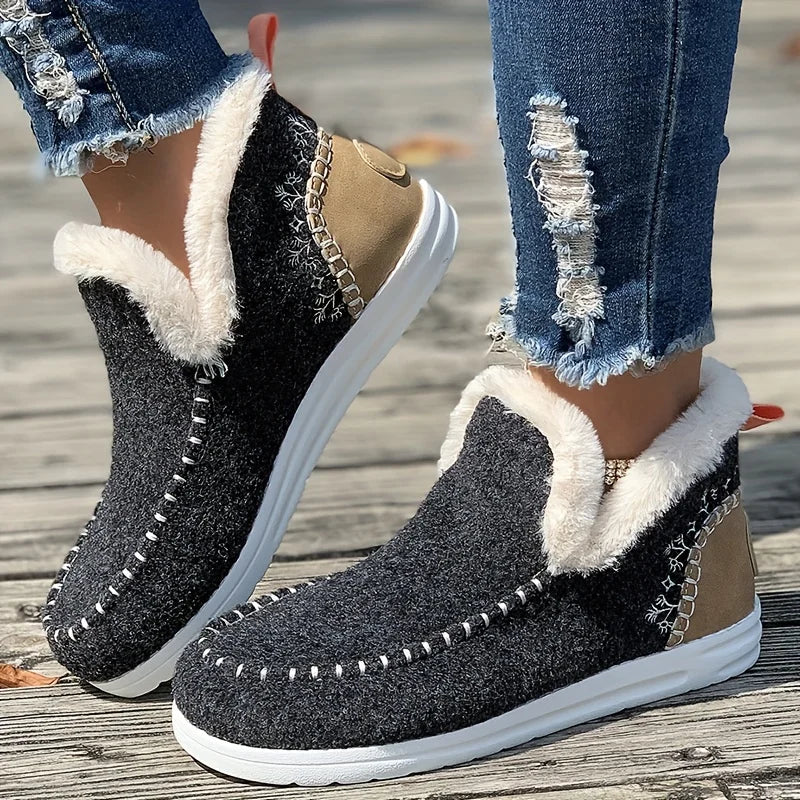 Cozy Winter Warmth Shoes - Plush Lined, Thermal Insulation, Round Toe, Slip-On Design, Comfortable Outdoor Walking Shoes for Col