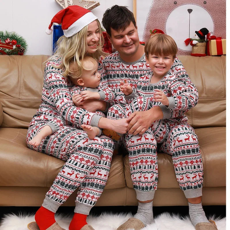 2024  Christmas Family Pajamas Set Adult Kid Sleepwear 2PCS Family Pyjamas Sets Deer Tops +Pants Xmas Family Matching Clothes