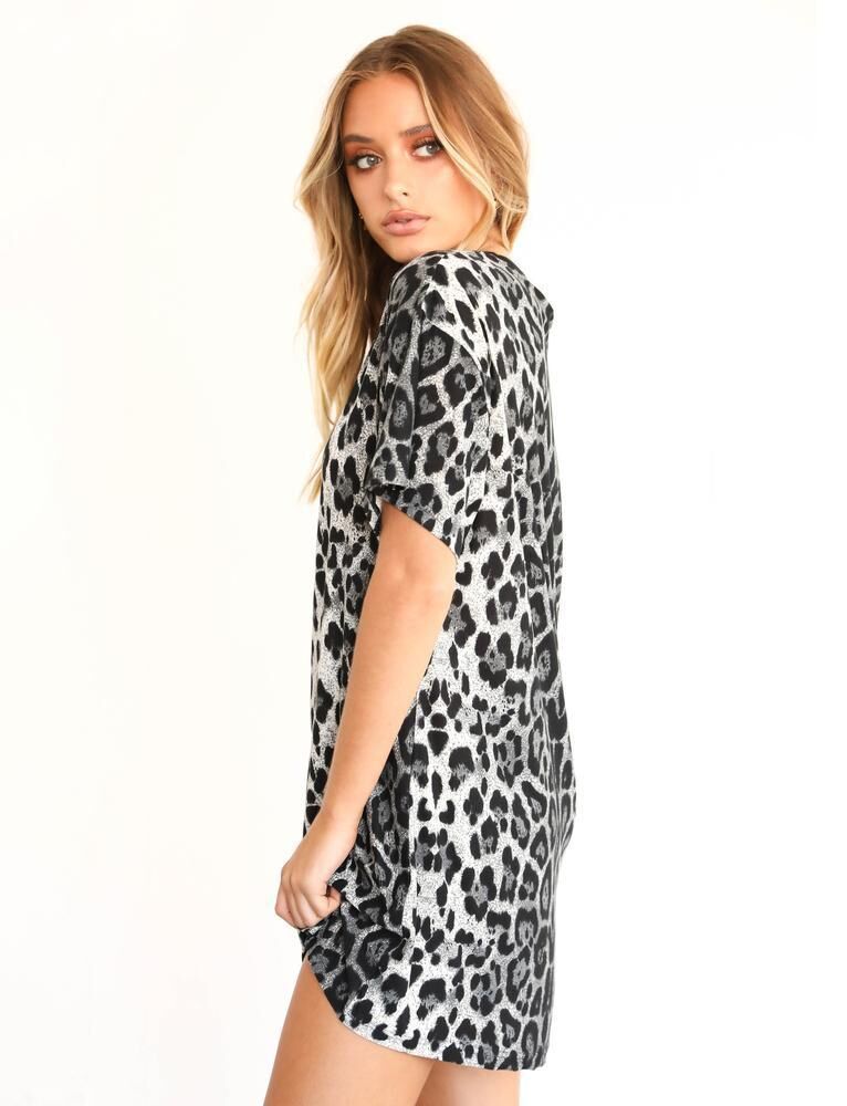 Hot Sale Short Sleeve Leopard Print Loose Dress